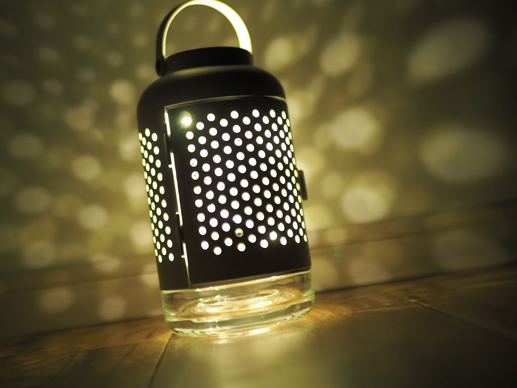お手頃価格のラグジュアリーランタン Ikeaキャンドルランタンadelhet イェデルヘート と セリア のジェリーライトで完成 100均好き主婦 キャンプへ行く